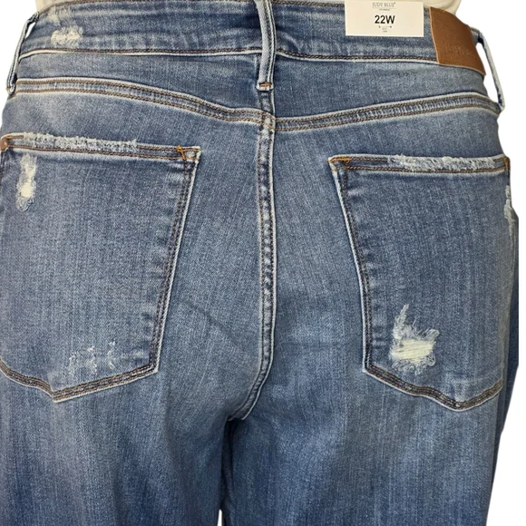 Judy Blue Paul Mid Rise Boyfriend Jeans 22W Distressed Vintage Wash NWT - Picture 7 of 10